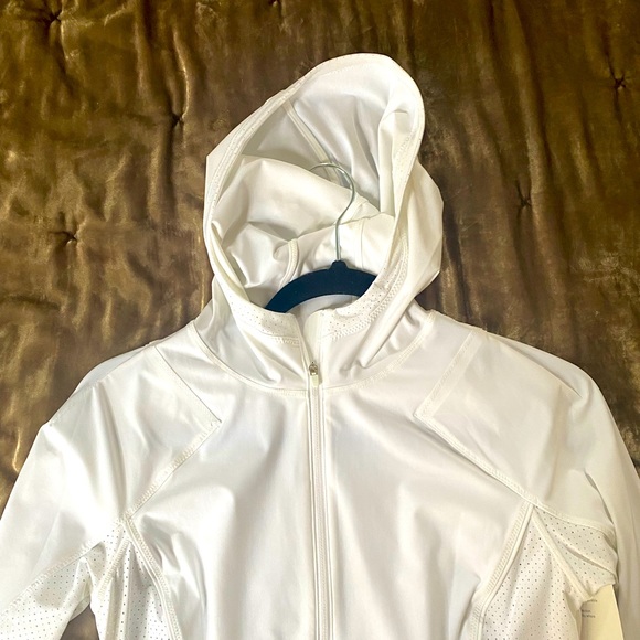 Brand New White Athleta Half Zip - Pacifica ll Hybrid Half Zip - Picture 6 of 8